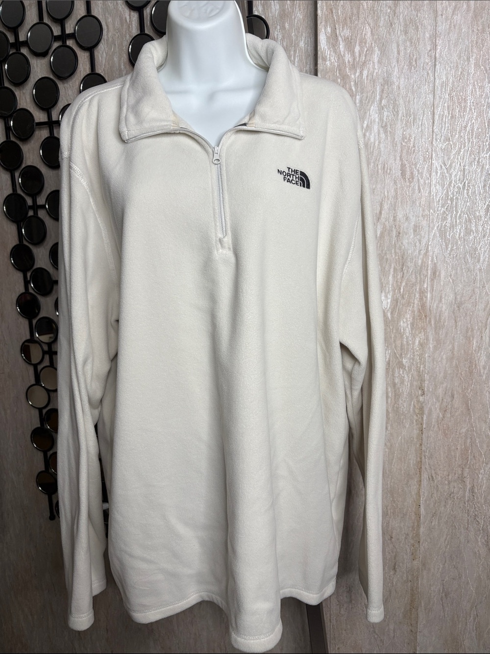 The North Face Men’s Cream Zip-Up Fleece Pullover